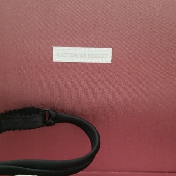 💕VINTAGE VICTORIA SECRET SEQUENCE BRA💕 - Picture 3 of 9